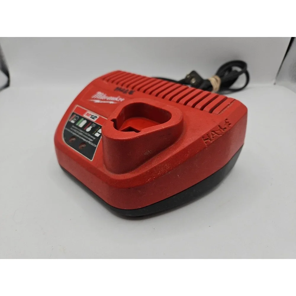 Milwaukee M12 12 Volt Charger Red Lithium-Ion 48-59-2401 Preowned Tested/Working